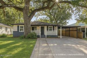 featured image of 222 Benachi Ave