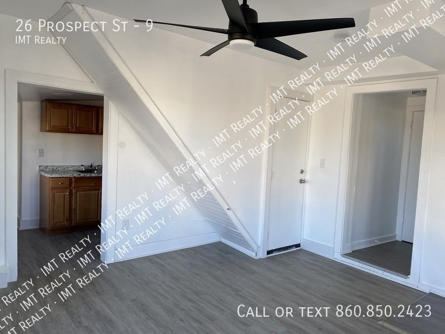 26 Prospect St #9 - Photo 2 of 12