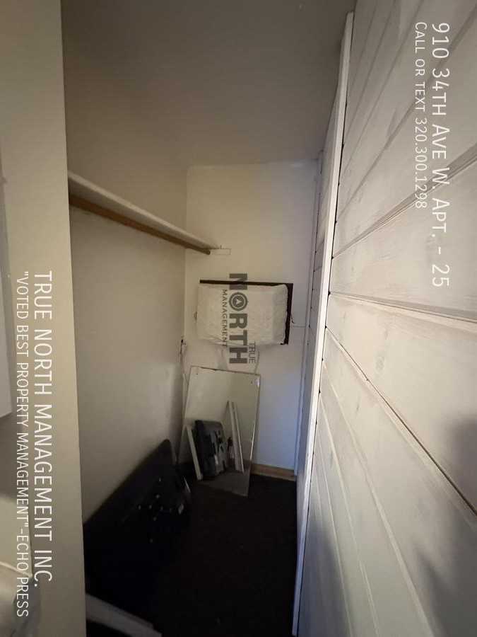 910 34th Ave W #25 - Photo 2 of 3