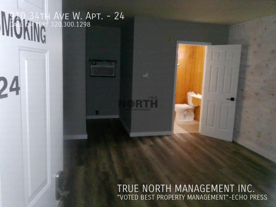 910 34th Ave W #24 - Photo 2 of 6