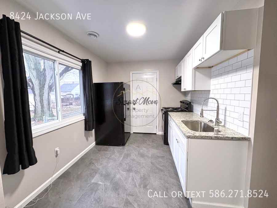 8424 Jackson Ave - Photo 5 of 13