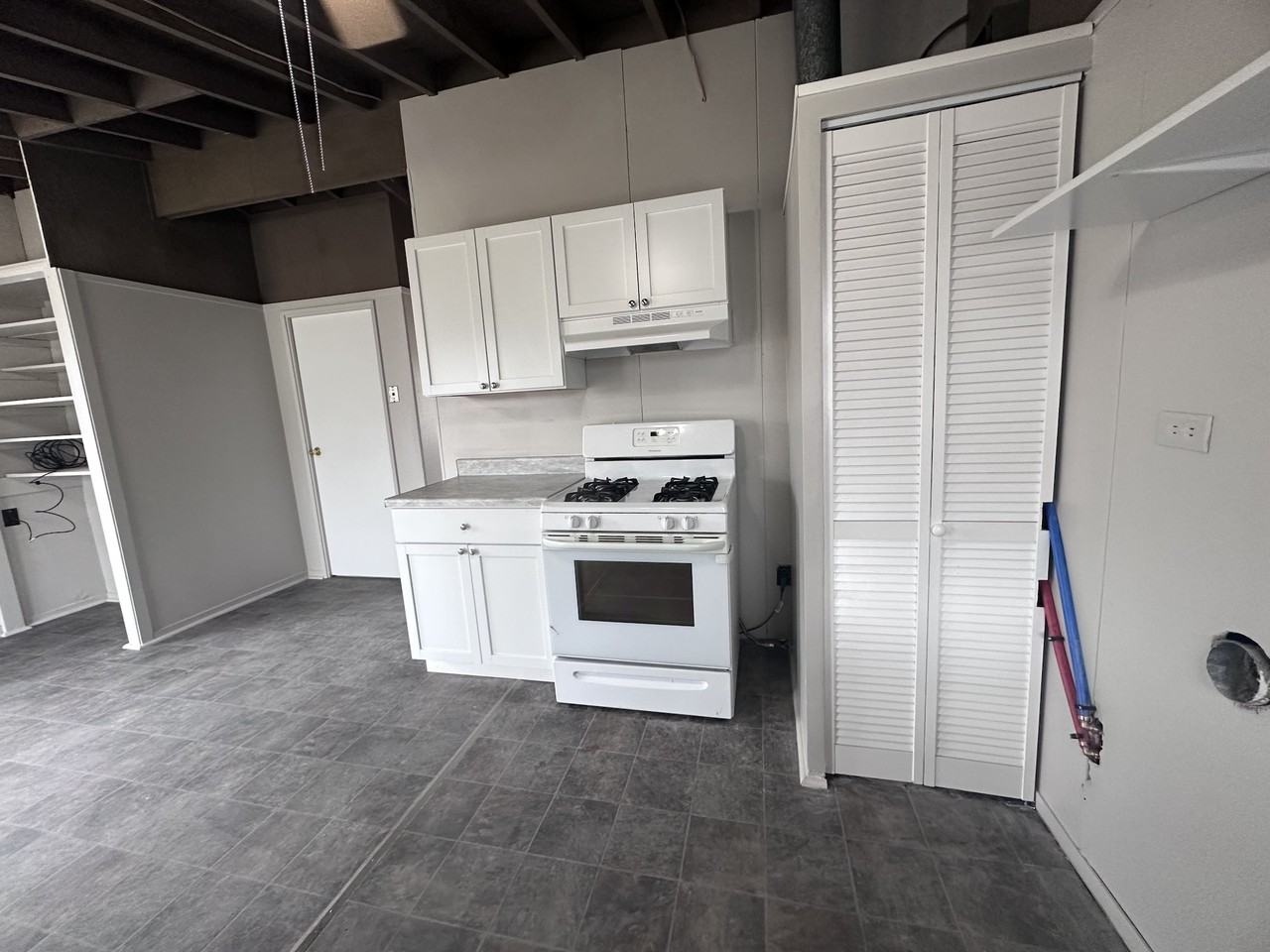 403 N Seminary St #N - Photo 3 of 16