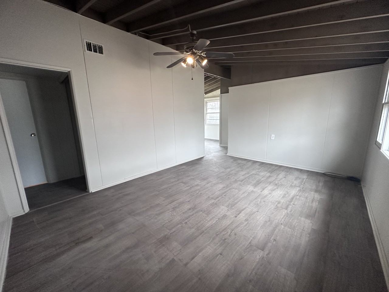 403 N Seminary St #N - Photo 6 of 16