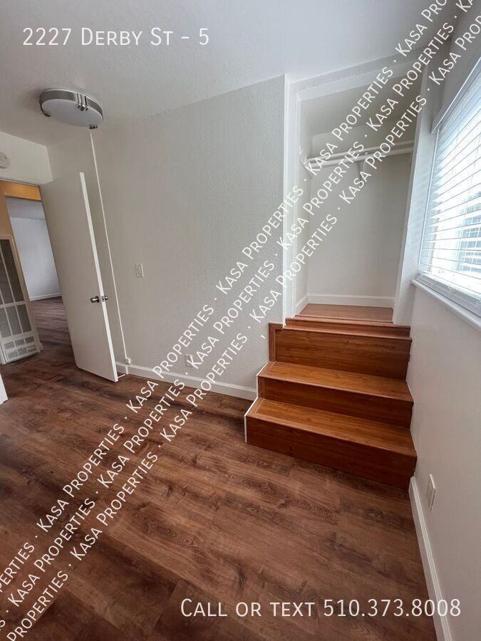 2227 Derby St - Photo 6 of 28