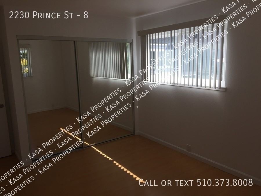 2230 Prince St - Photo 4 of 11