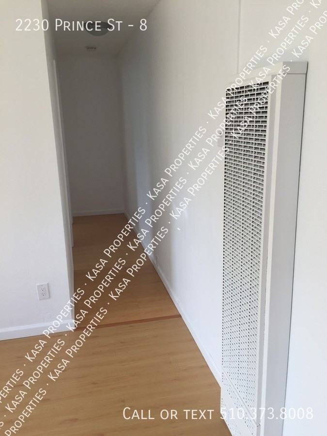 2230 Prince St - Photo 6 of 11