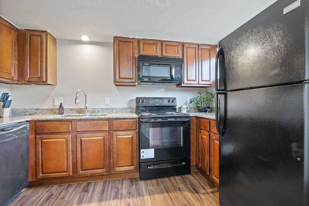 2921 Old Greenwood Rd Bldg 2 #24 - Photo 6 of 18