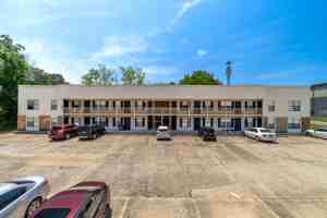 featured image of 2020 Baldwin St #9