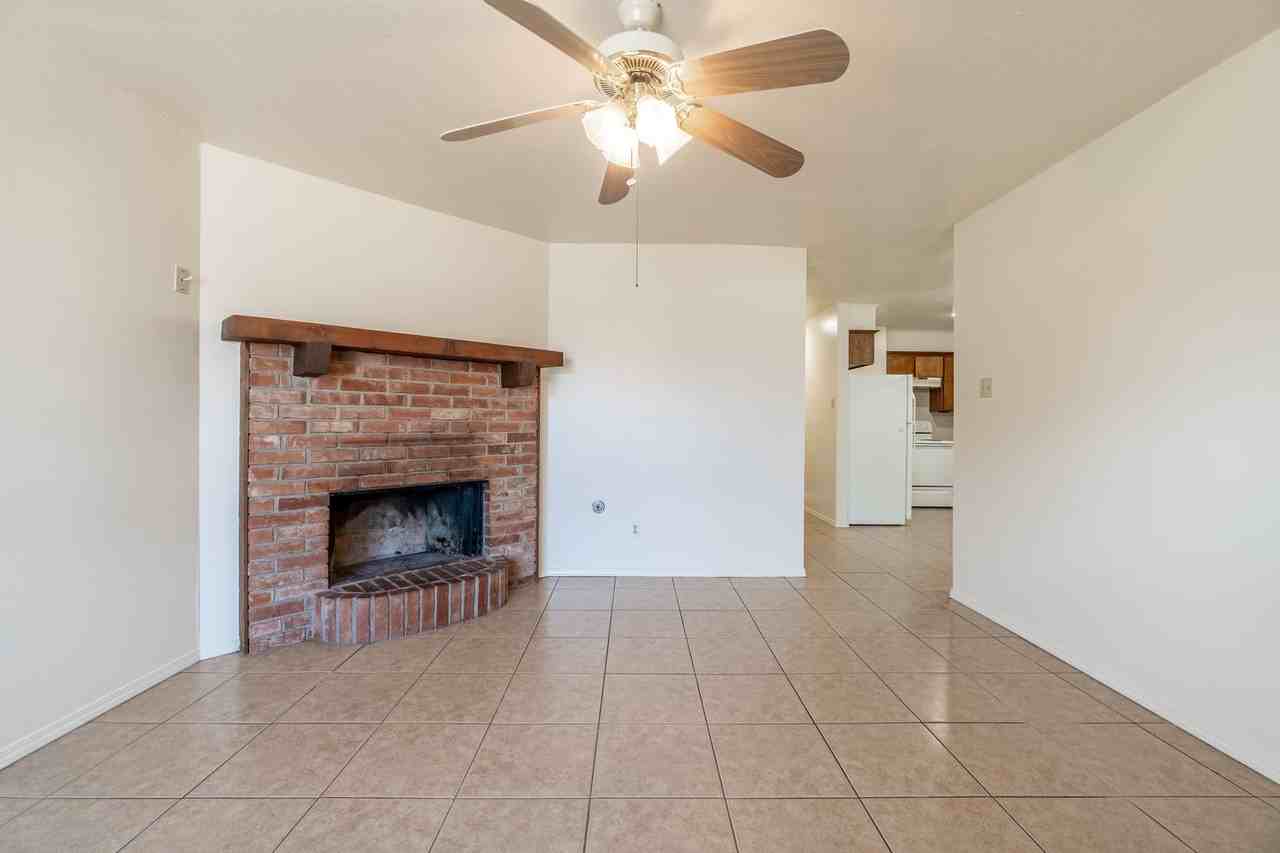 6826 Jackson St - Photo 4 of 13