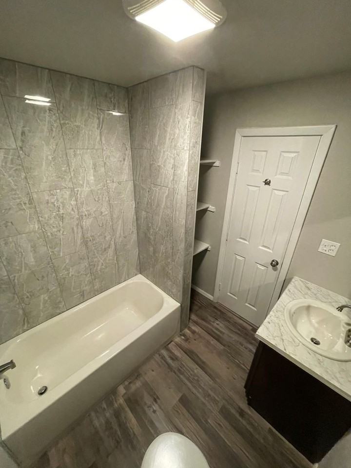 620 Clifton Ct - Photo 6 of 11