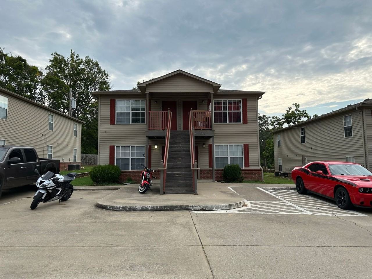 1314 N 47th St #202 - Photo 2 of 4