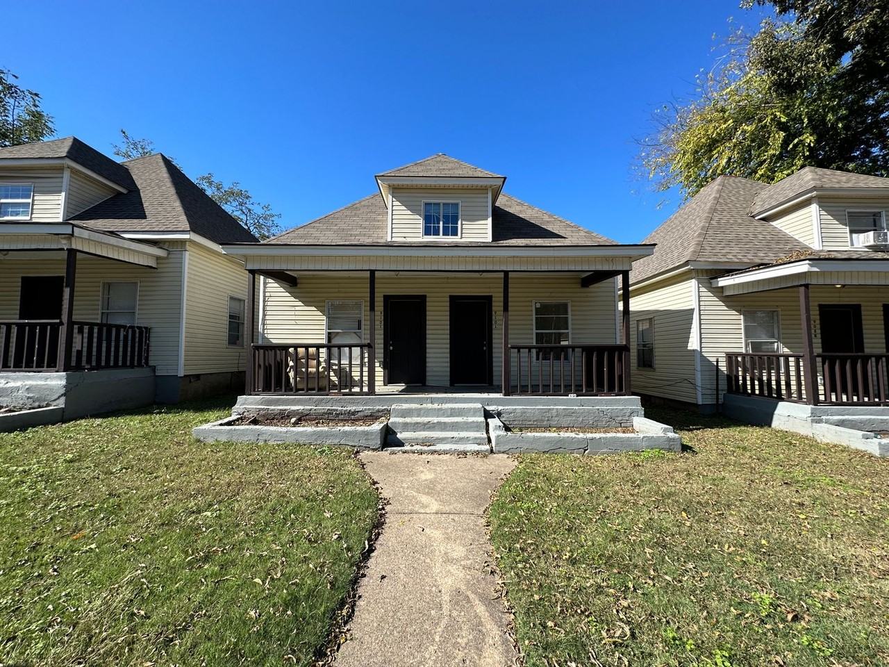 910 S 19th St #A - Photo 2 of 9