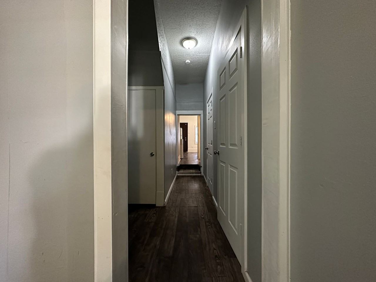 910 S 19th St #A - Photo 4 of 9