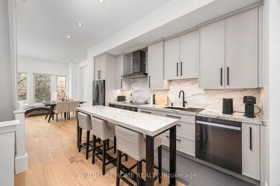 1011 Dundas Street East - Photo 6 of 17