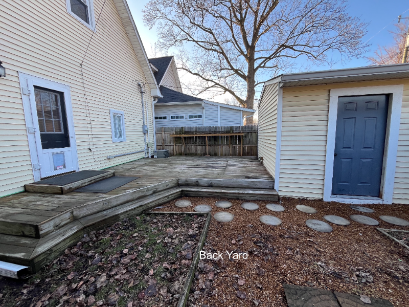 1636 Hoyt Ave - Photo 2 of 20