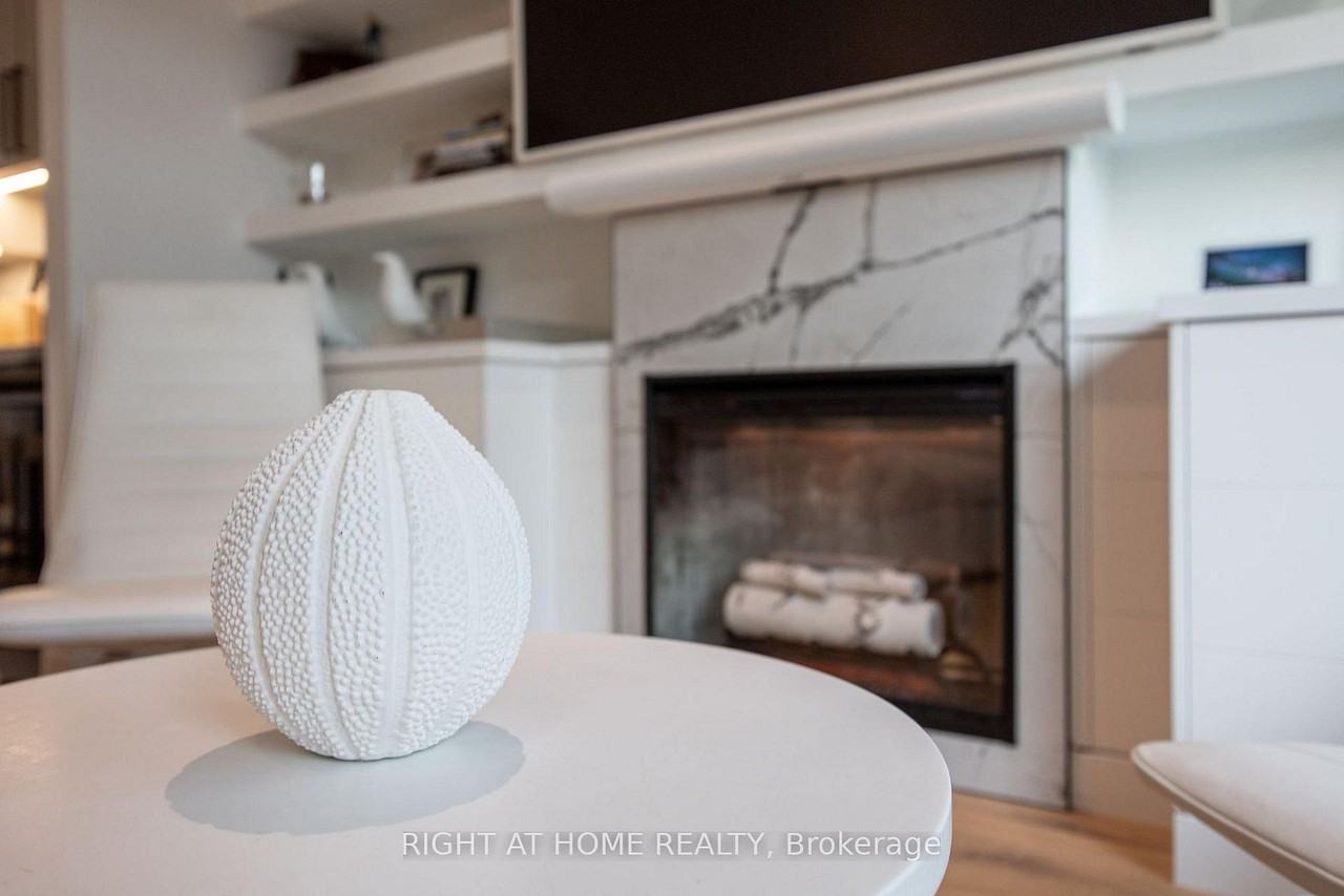 1011 Dundas Street East - Photo 4 of 17