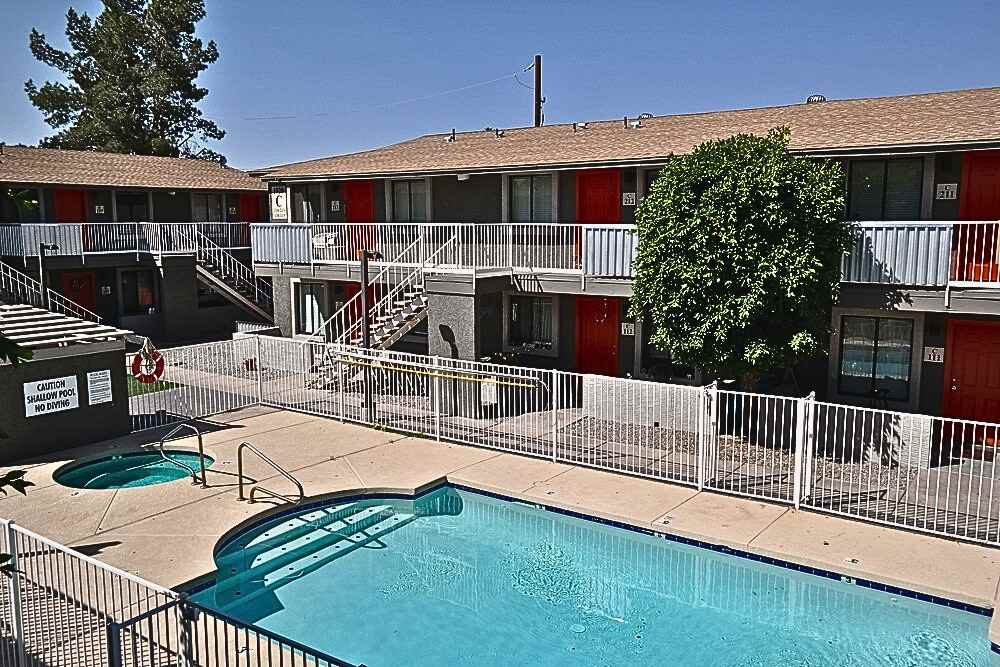 Evergreen on Hayden Lane - Photo 5 of 11