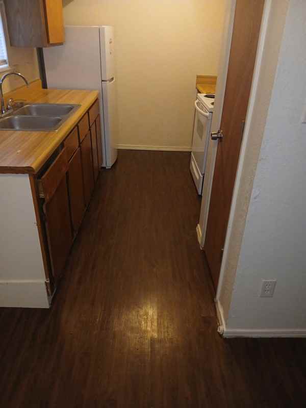 4301 Yorkshire Dr #40 - Photo 4 of 10