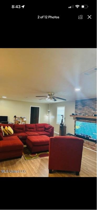 3122 Shirley Dr - Photo 3 of 8