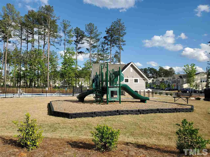 6042 Beale Loop - Photo 7 of 15