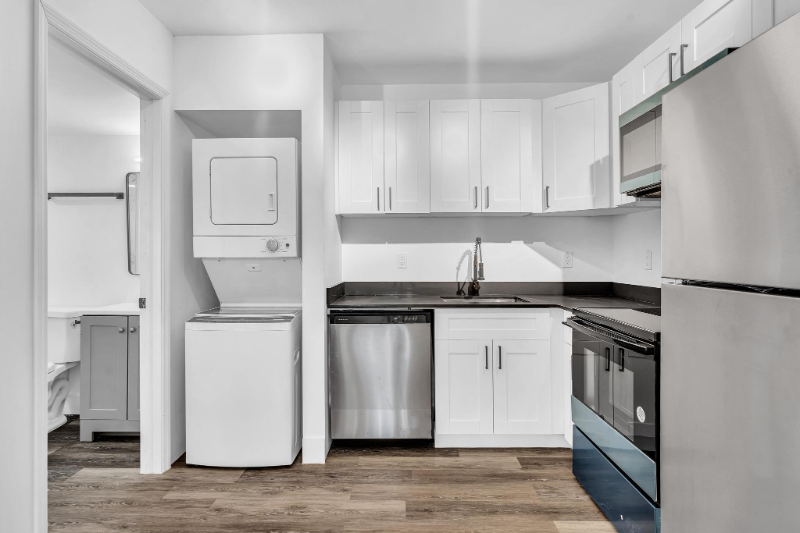 803 Swavenue #43 - Photo 4 of 14