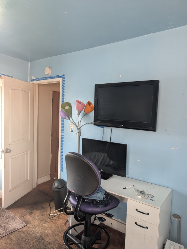 6712 10th Ave - Photo 4 of 6