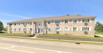 featured image of 604 N Black River St