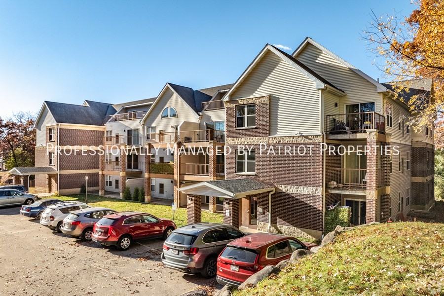 Timber Bluff - Photo 2 of 5