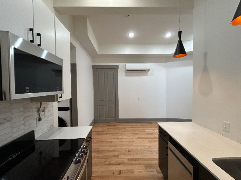 1725 Elm St #11 - Photo 4 of 14