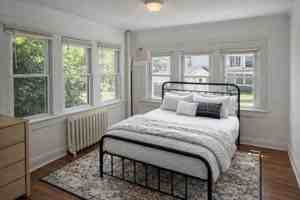 featured image of 1221 Vine St