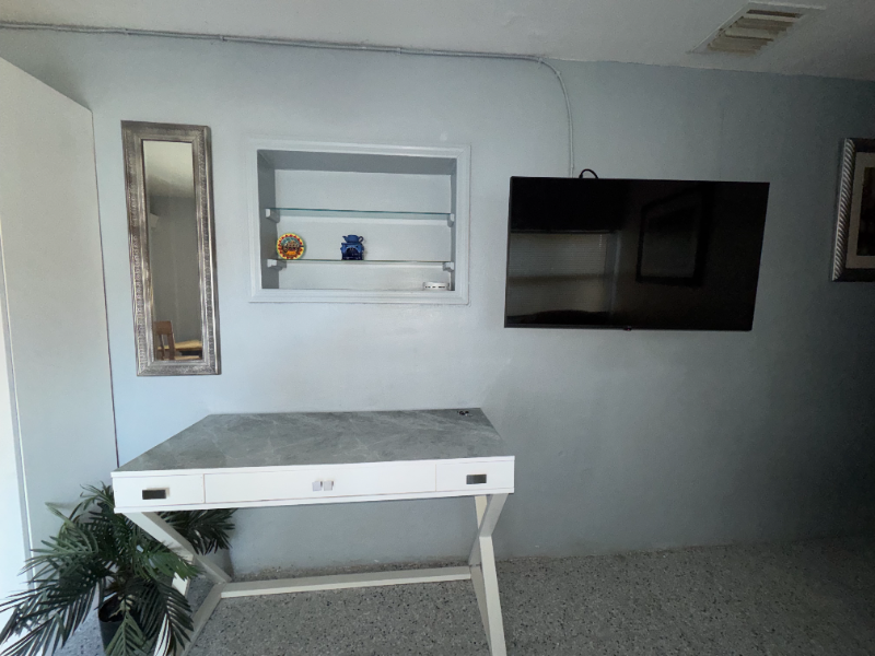 6001 Nwavenue - Photo 3 of 12