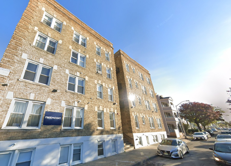 58 Steuben St #4