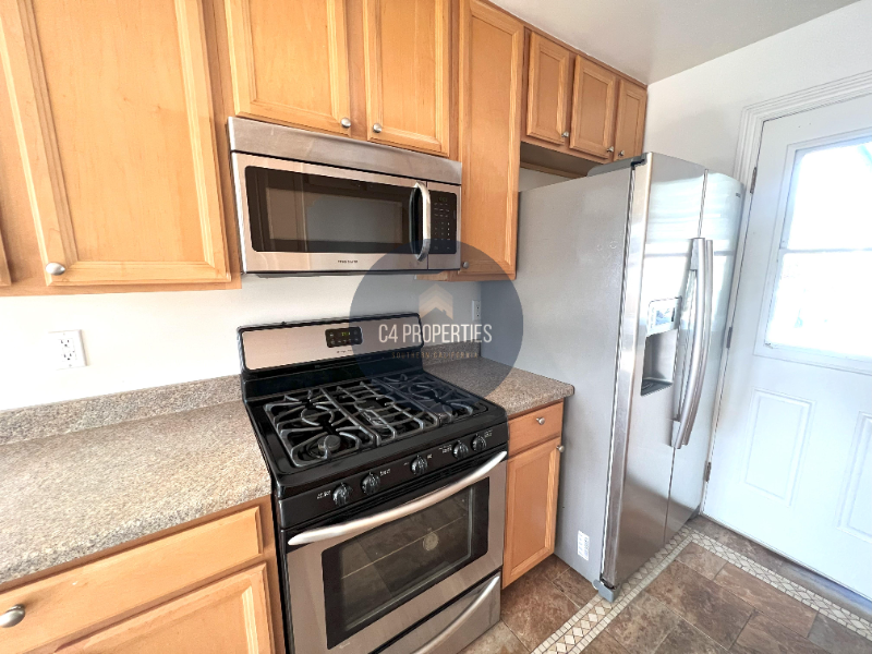 315 Lado De Loma Dr #2 - Photo 5 of 12