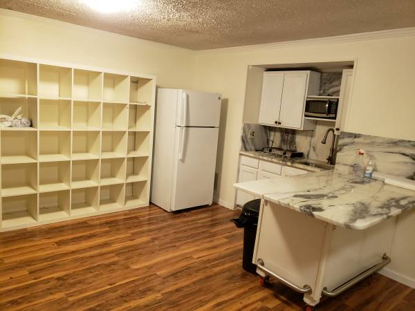 3966 Burning Bush Ct - Photo 3 of 5