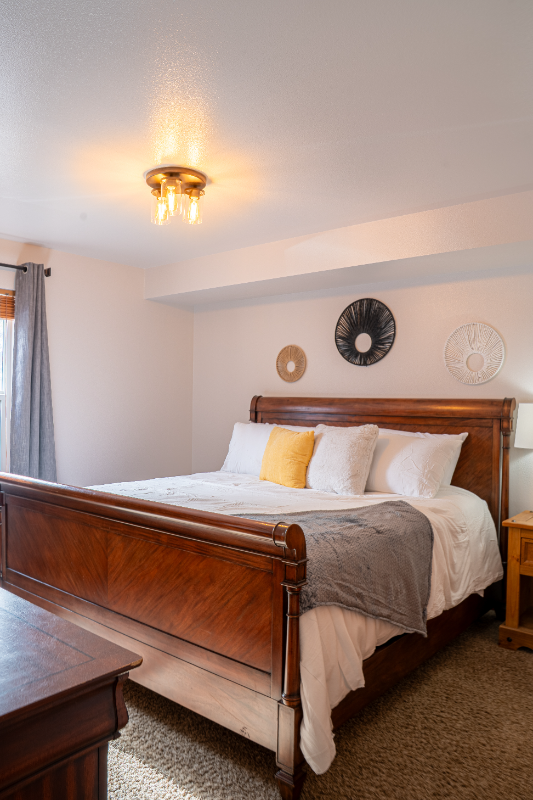 24 Grand Ave - Photo 7 of 12