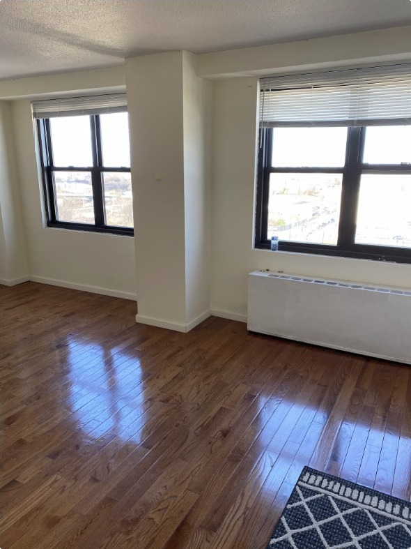 201 Saint Pauls Ave #2 - Photo 3 of 9