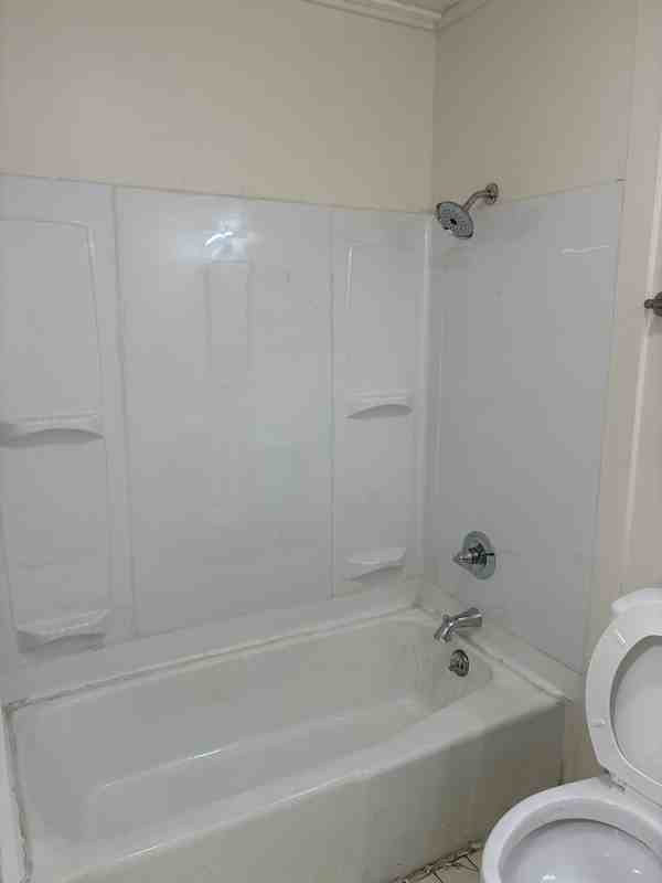 726 N Slemons St #2 - Photo 6 of 10