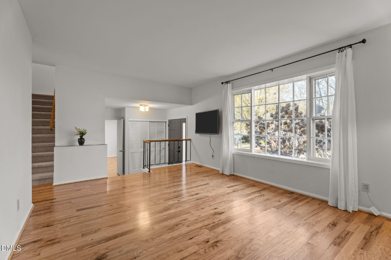 703 Brookgreen Dr - Photo 2 of 19