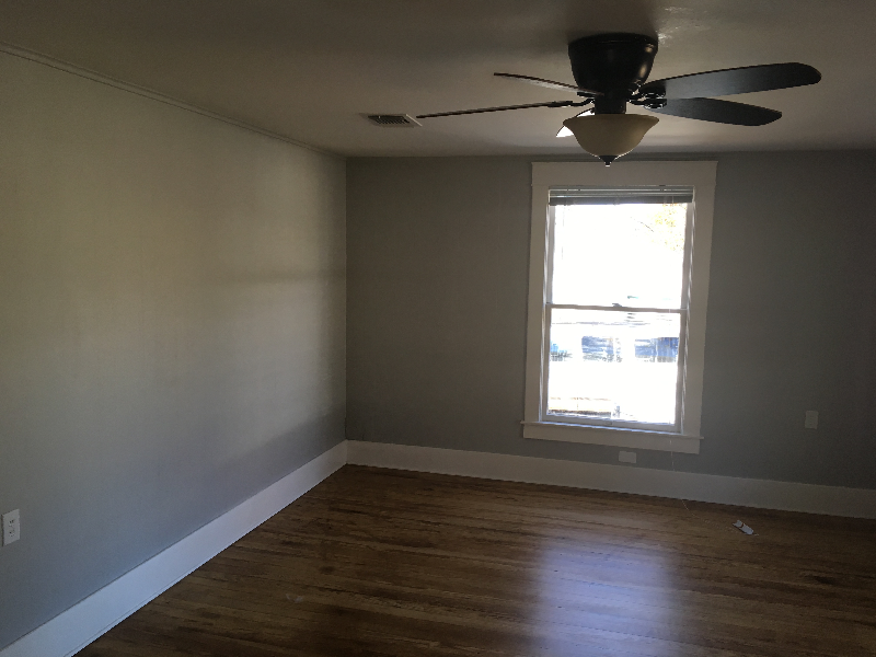 216 E 2nd St - Photo 2 of 17