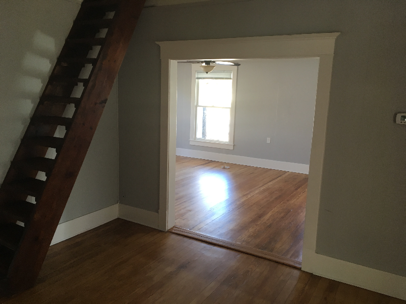 216 E 2nd St - Photo 7 of 17