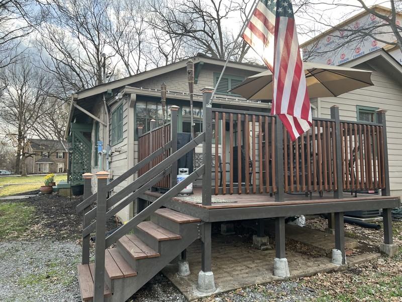 1616 Stokes Ln - Photo 4 of 9