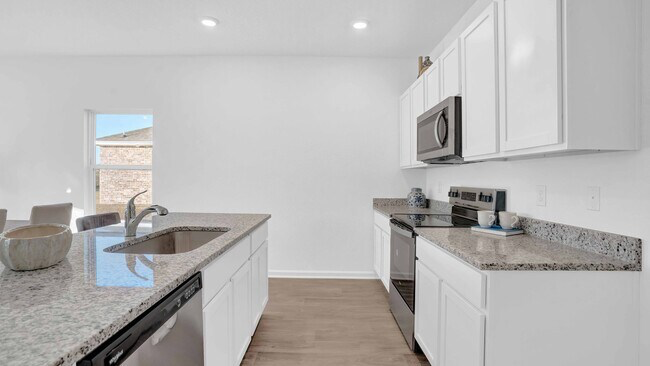 13634 Logan Pl - Photo 2 of 12