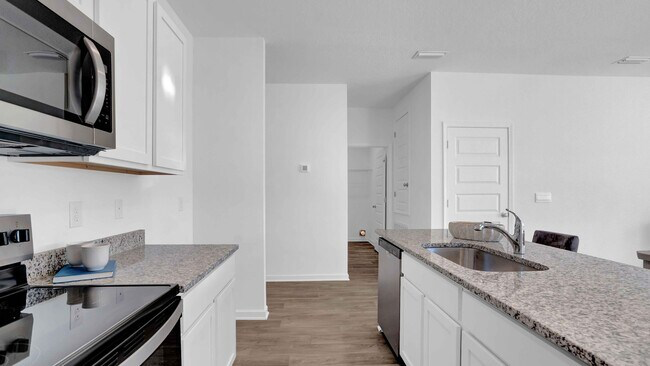 13634 Logan Pl - Photo 3 of 12