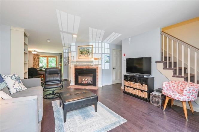 33 West Rd #6B - Photo 2 of 16