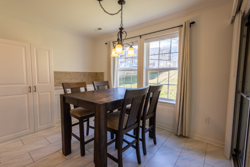 2406 Dominion Dr #1B - Photo 4 of 20