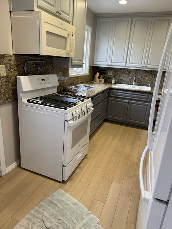 6261 E El Paseo St - Photo 3 of 7