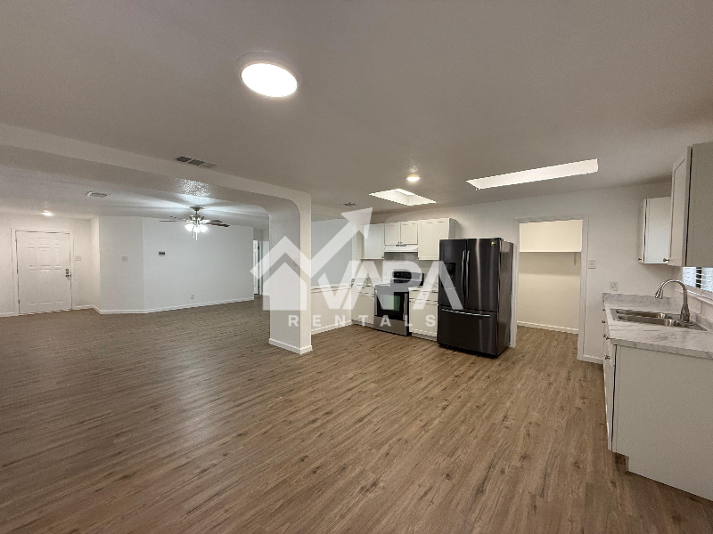 7533 Foss Mdws - Photo 2 of 17