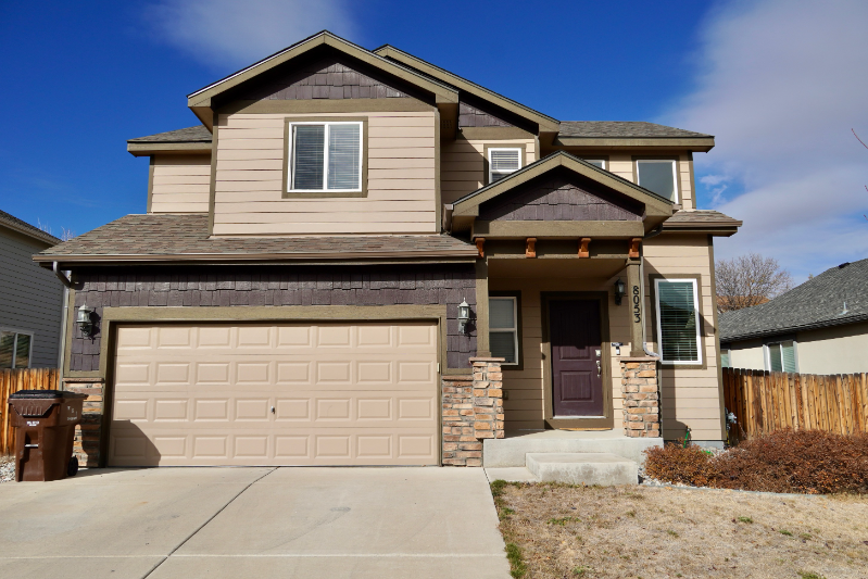 8053 Pinfeather Dr - Photo 2 of 20