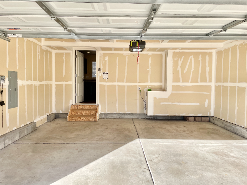 8053 Pinfeather Dr - Photo 4 of 20