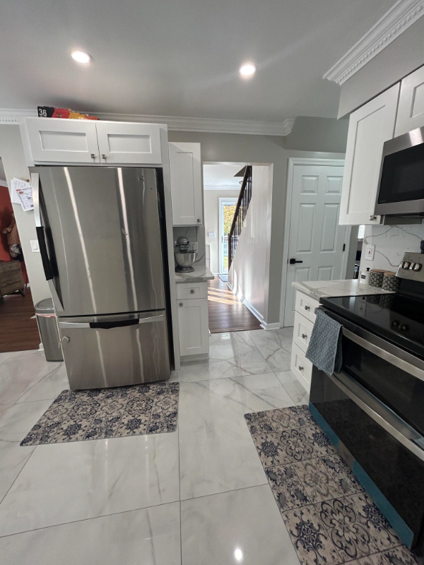 17 W Zoranne Dr - Photo 2 of 14